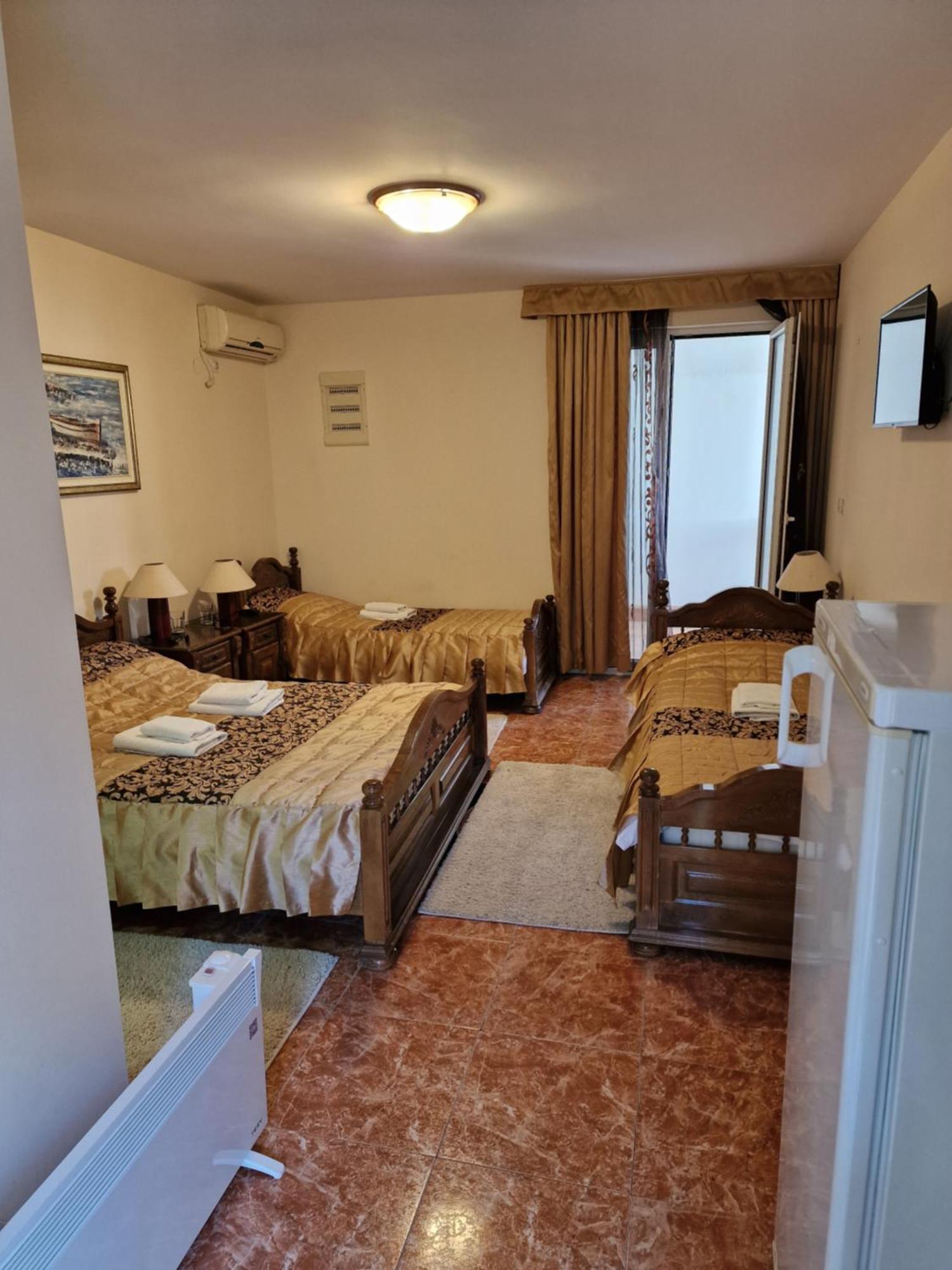 Villa Izvor Sutomore Buitenkant foto